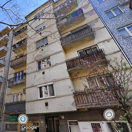 Kenyelmes Lakas Jo Helyen Budapeste Exterior foto